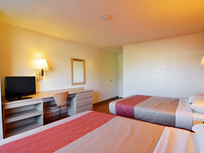 Motel 6 Palm Springs North 13