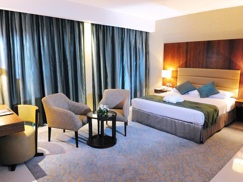 Howard Johnson Hotel Abu Dhabi 9