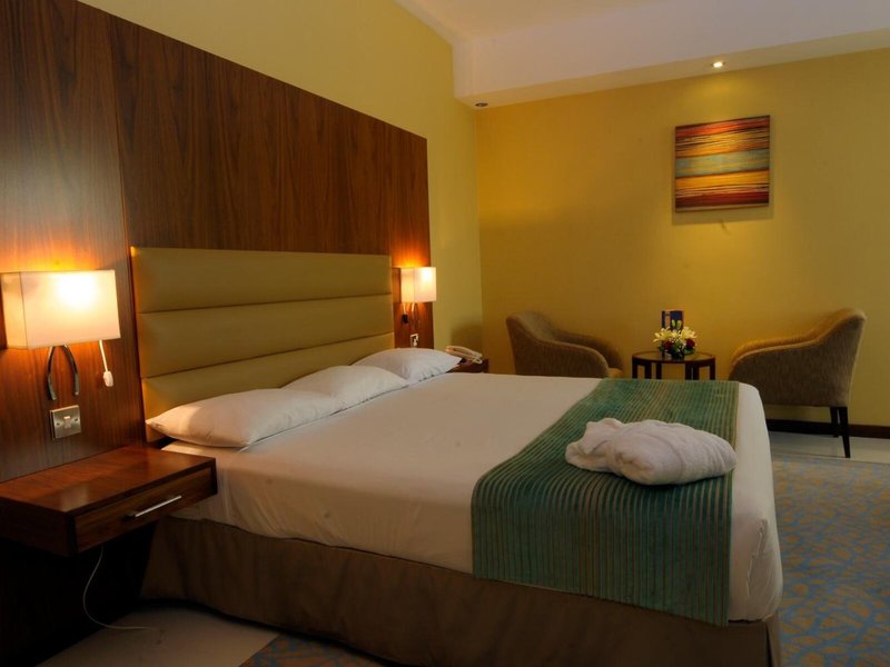 Howard Johnson Hotel Abu Dhabi 14 - Room Example