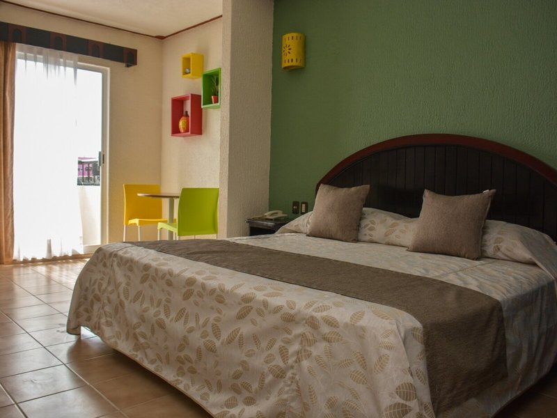 Suites Los Arcos 4
