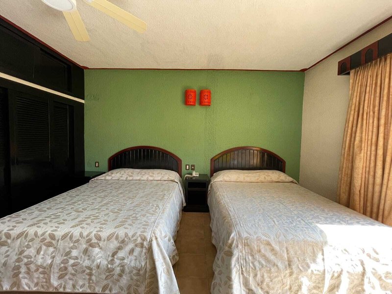 Suites Los Arcos 6
