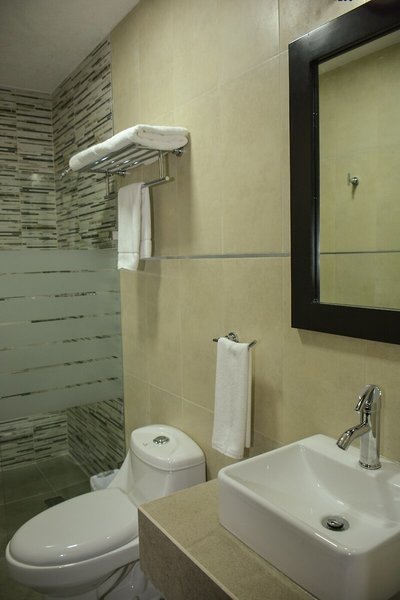 Suites Los Arcos 13