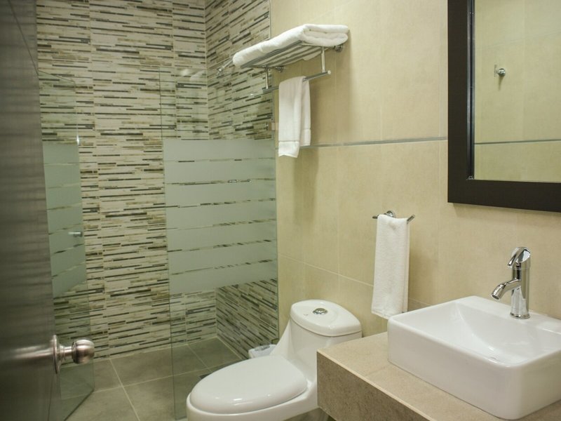 Suites Los Arcos 18