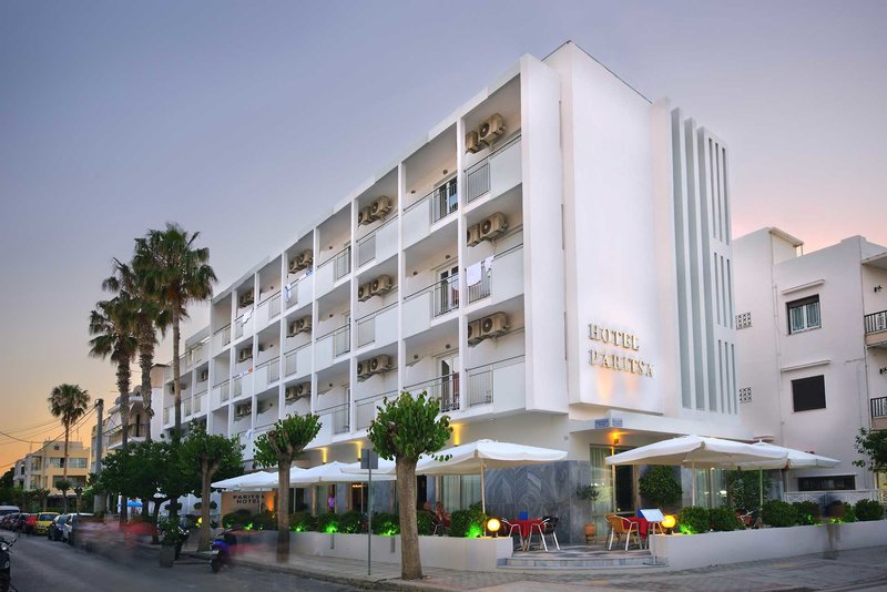 Paritsa Hotel 1