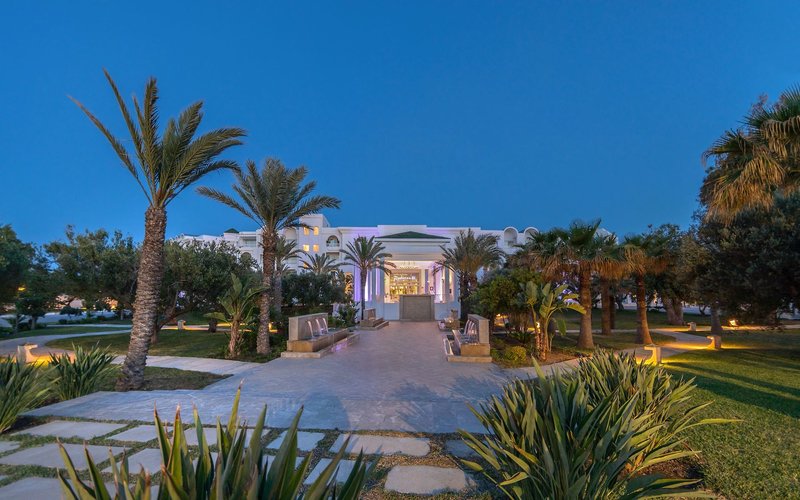 Radisson Blu Resort & Thalasso 9