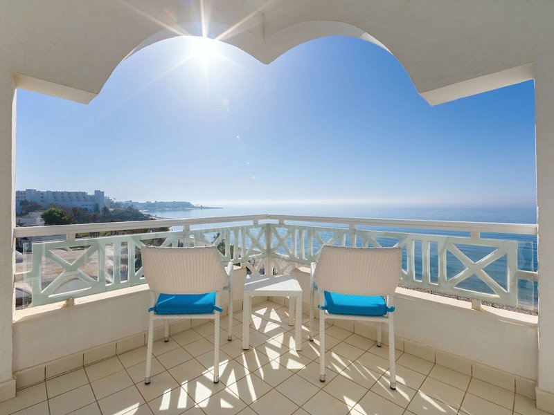 Radisson Blu Resort & Thalasso 6