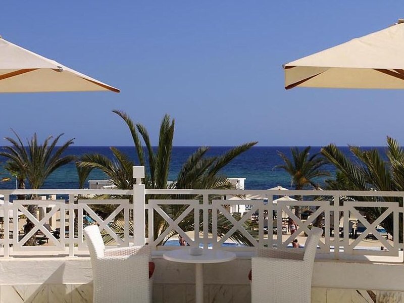 Radisson Blu Resort & Thalasso 16