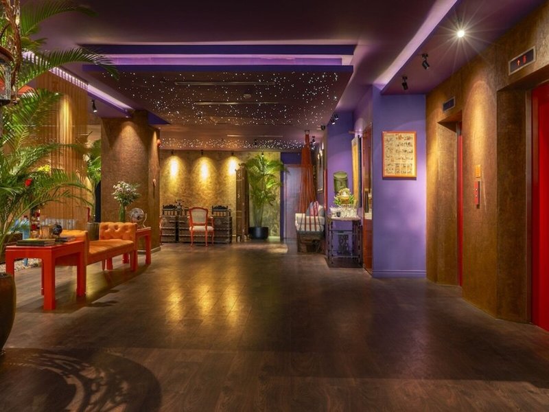 M Village Hotel Thi Sách 13