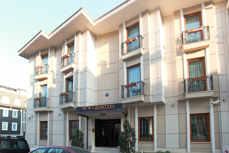 Acra Hotel 1