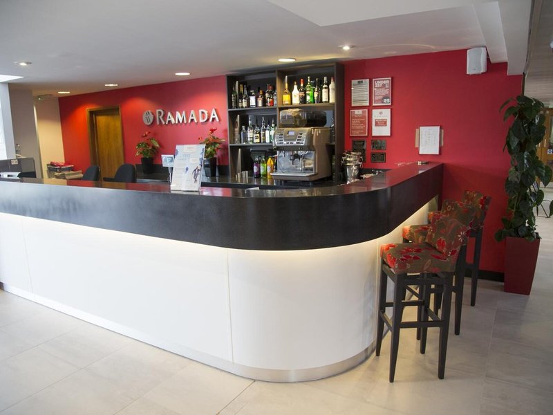 Ramada Cambridge 17 - Restaurant