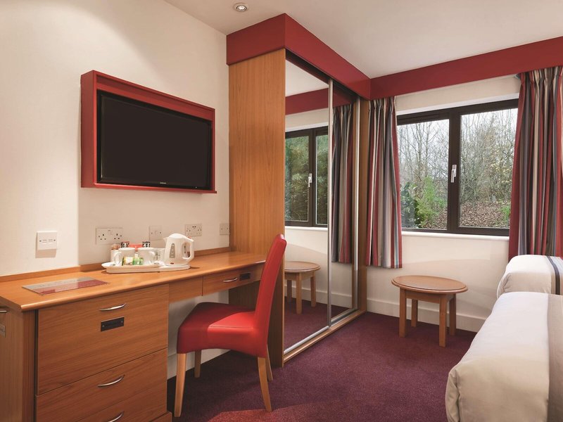 Ramada Cambridge 28 - Room Example