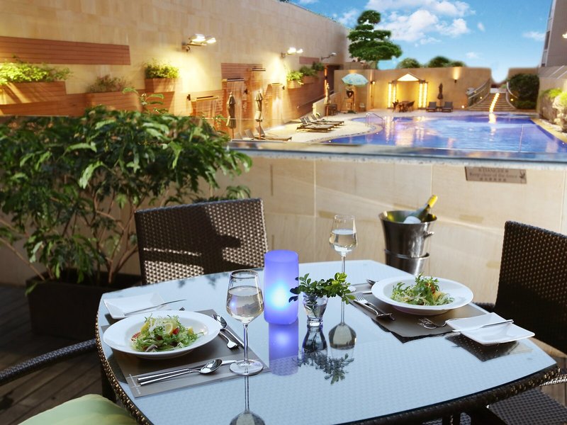 Harbour Plaza 8 Degrees 16 - Restaurant