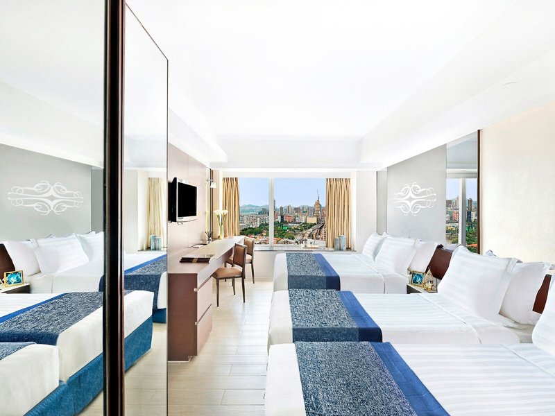 Harbour Plaza 8 Degrees 21 - Room Example