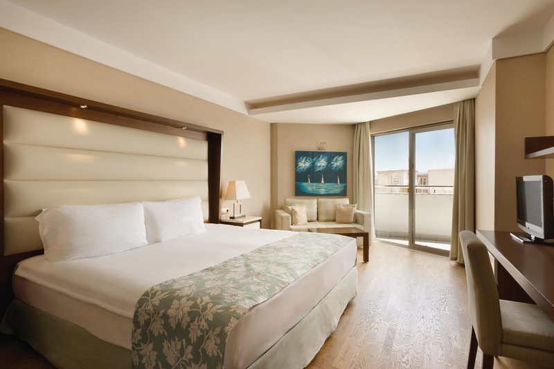 Ramada Plaza by Wyndham Antalya 15