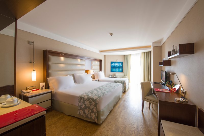 Ramada Plaza by Wyndham Antalya 18