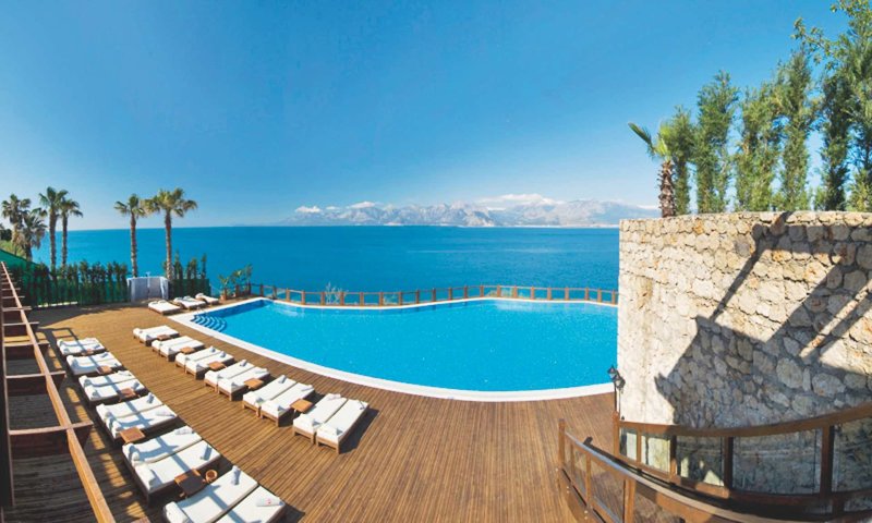 Ramada Plaza Antalya 12