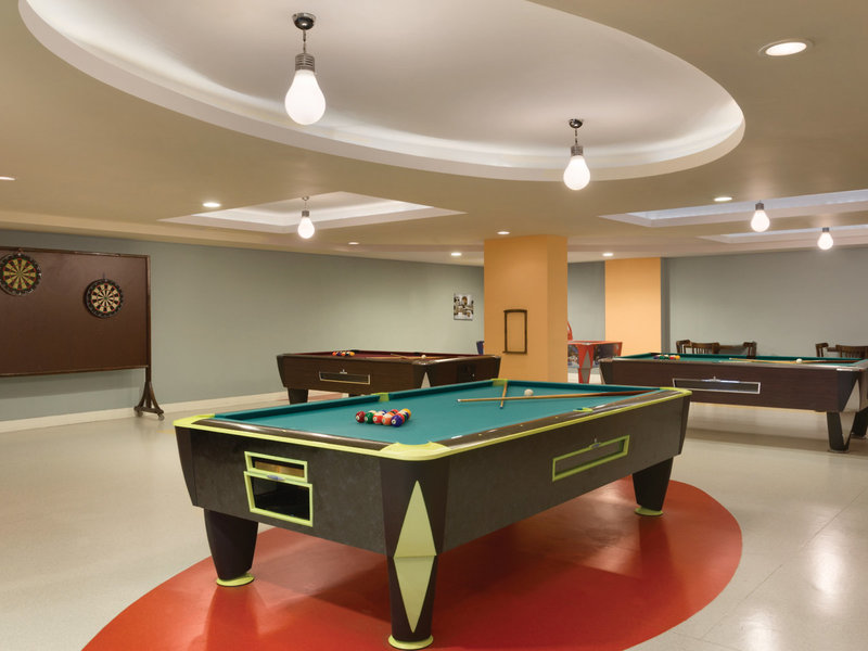 Ramada Plaza Antalya 11