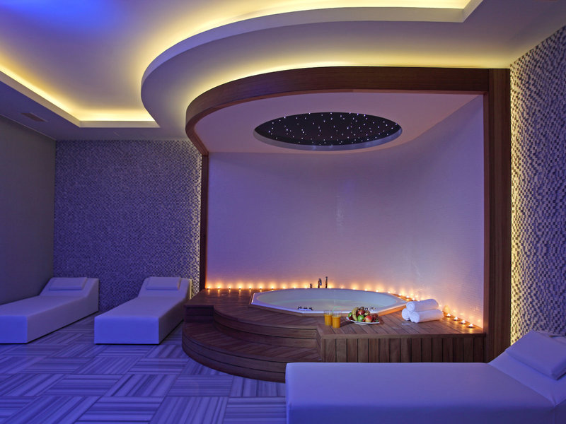 Ramada Plaza Antalya 17