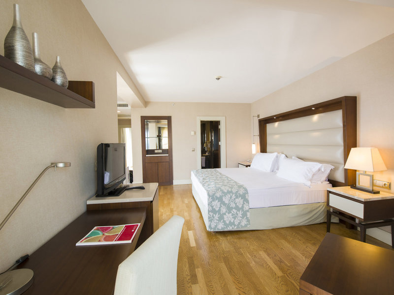 Ramada Plaza Antalya 21