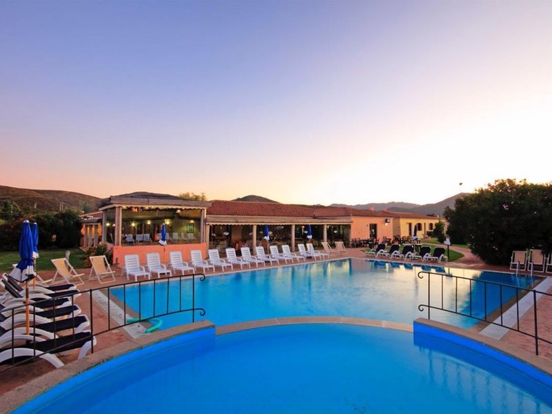 Club Hotel Li Suari 12