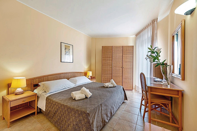 Rina Hotel 12