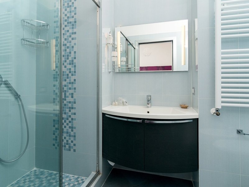 Emily Suites 18