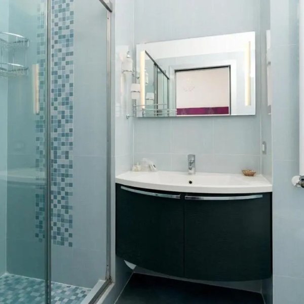 Emily Suites 23