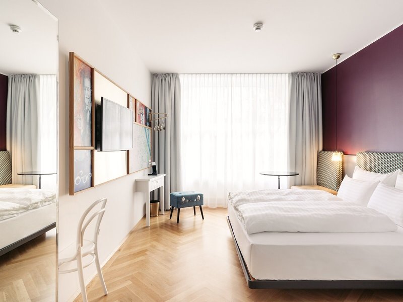 Hotel Schani Salon 11