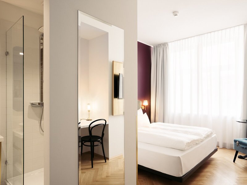 Hotel Schani Salon 16
