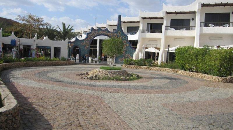 Turquoise Beach Hotel  2