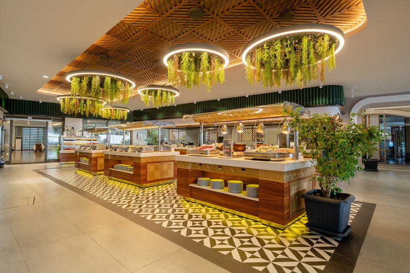 Pasa Beach Hotel 9