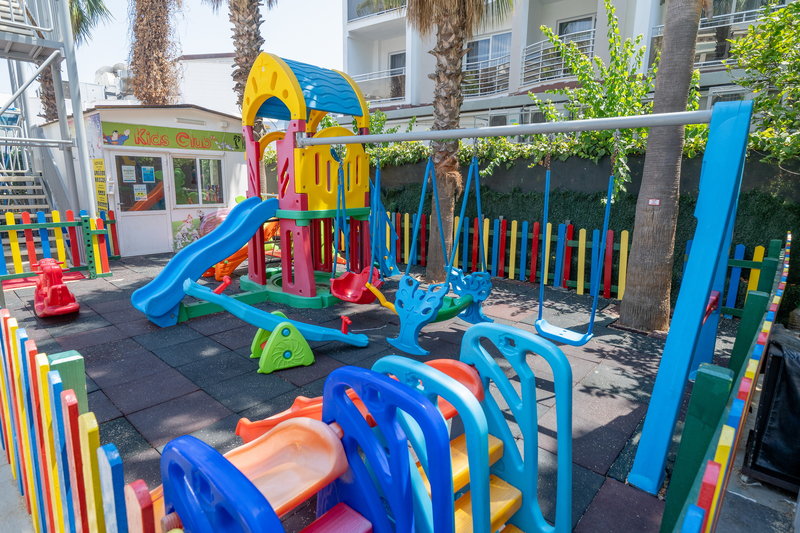 Pasa Beach Hotel 14