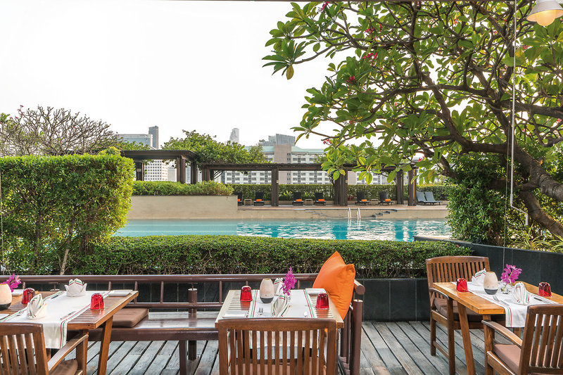 Pathumwan Princess 18