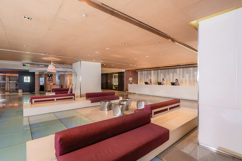 Pathumwan Princess 22