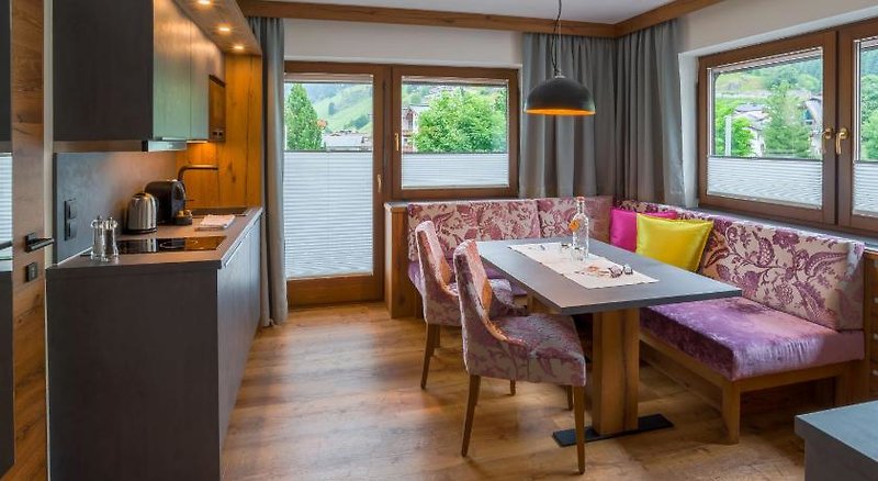 Hotel Garni Jakober 2