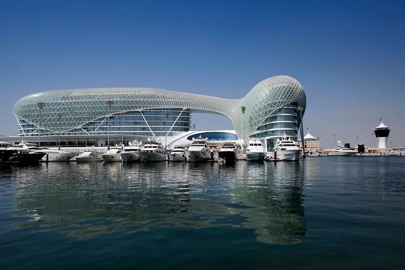 W Abu Dhabi - Yas Island 3