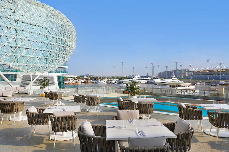 W Abu Dhabi - Yas Island 11