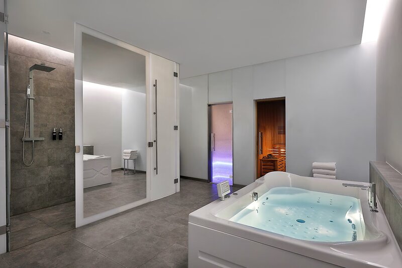 W Abu Dhabi - Yas Island 31