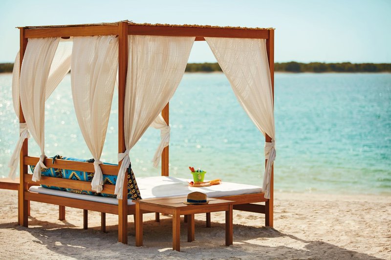 Yas Hotel Abu Dhabi  4