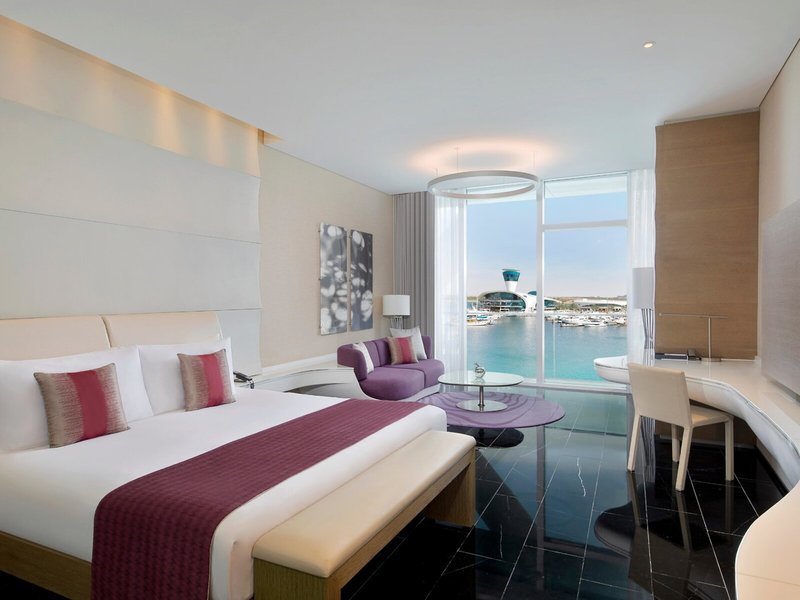 Yas Hotel Abu Dhabi  35