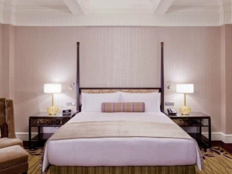 Fairmont Peace 46