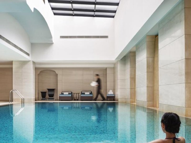 Fairmont Peace Hotel 7