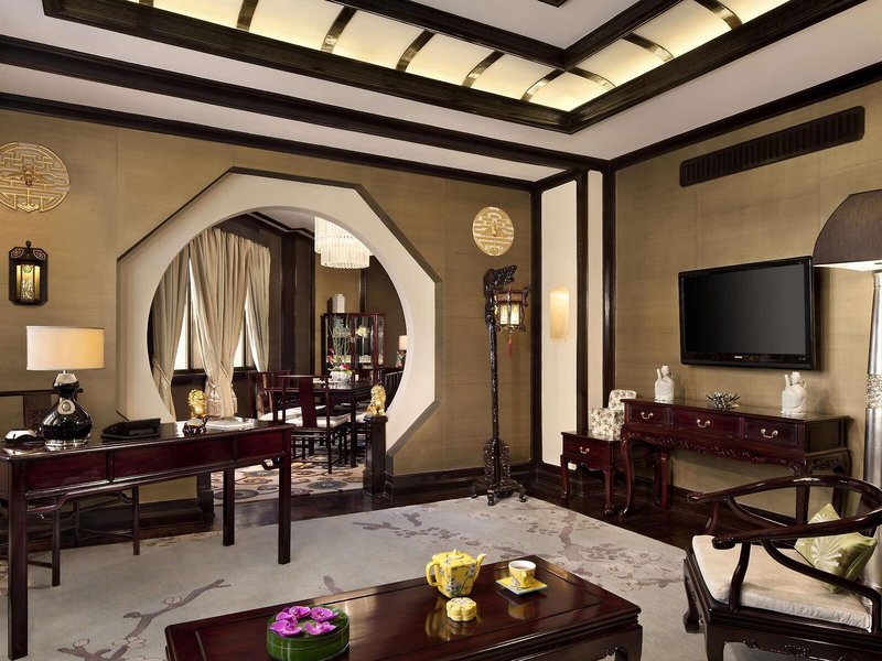 Fairmont Peace Hotel 32