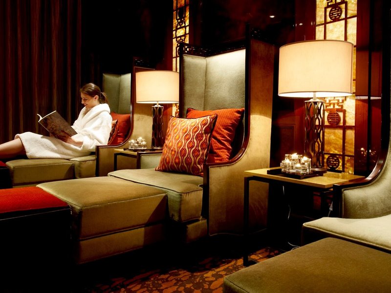 Fairmont Peace Hotel 35