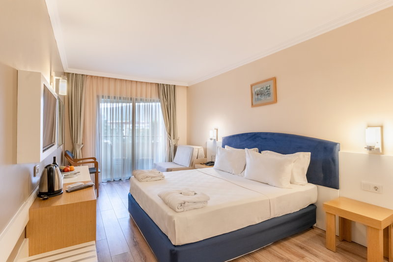 L'Ancora Beach 6