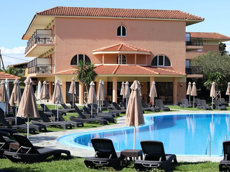 Pegasus 4 - Exterior