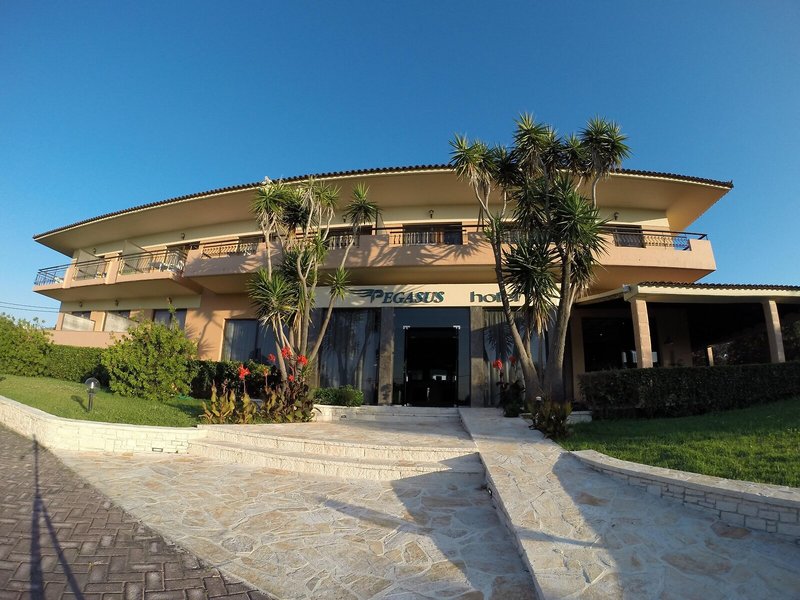 Pegasus 2 - Exterior