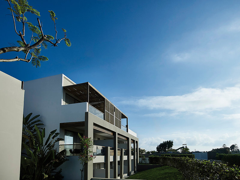 Pelagos Suites Hotel 5
