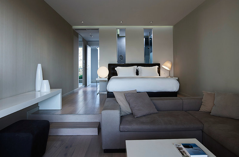 Pelagos Suites Hotel 15