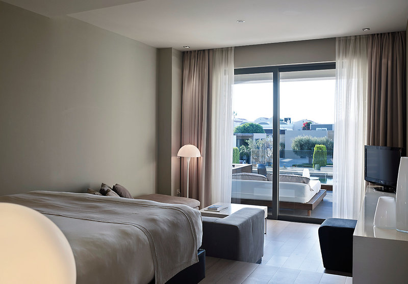 Pelagos Suites Hotel 16